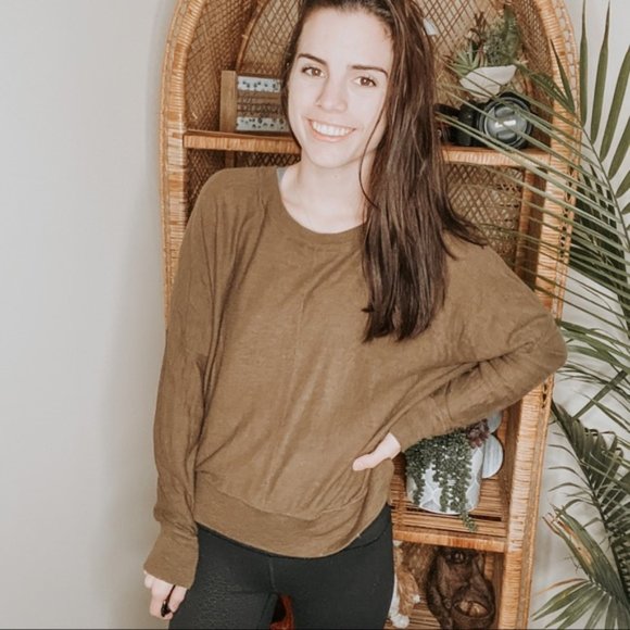 Vince Sweaters - •SOLD• Vince Olive Green Long Sleeve Top